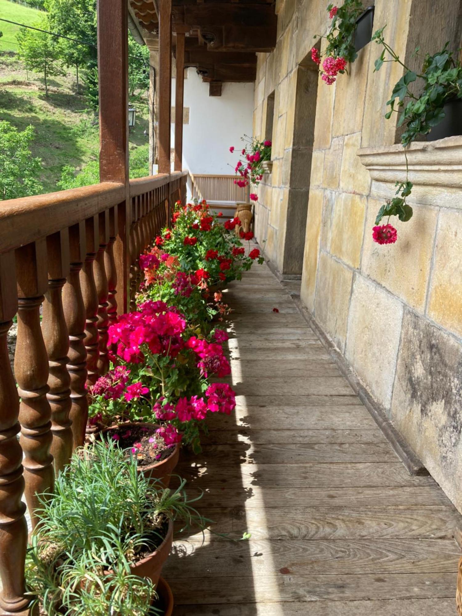 La Valuisilla, Hotel Rural Сисера Экстерьер фото